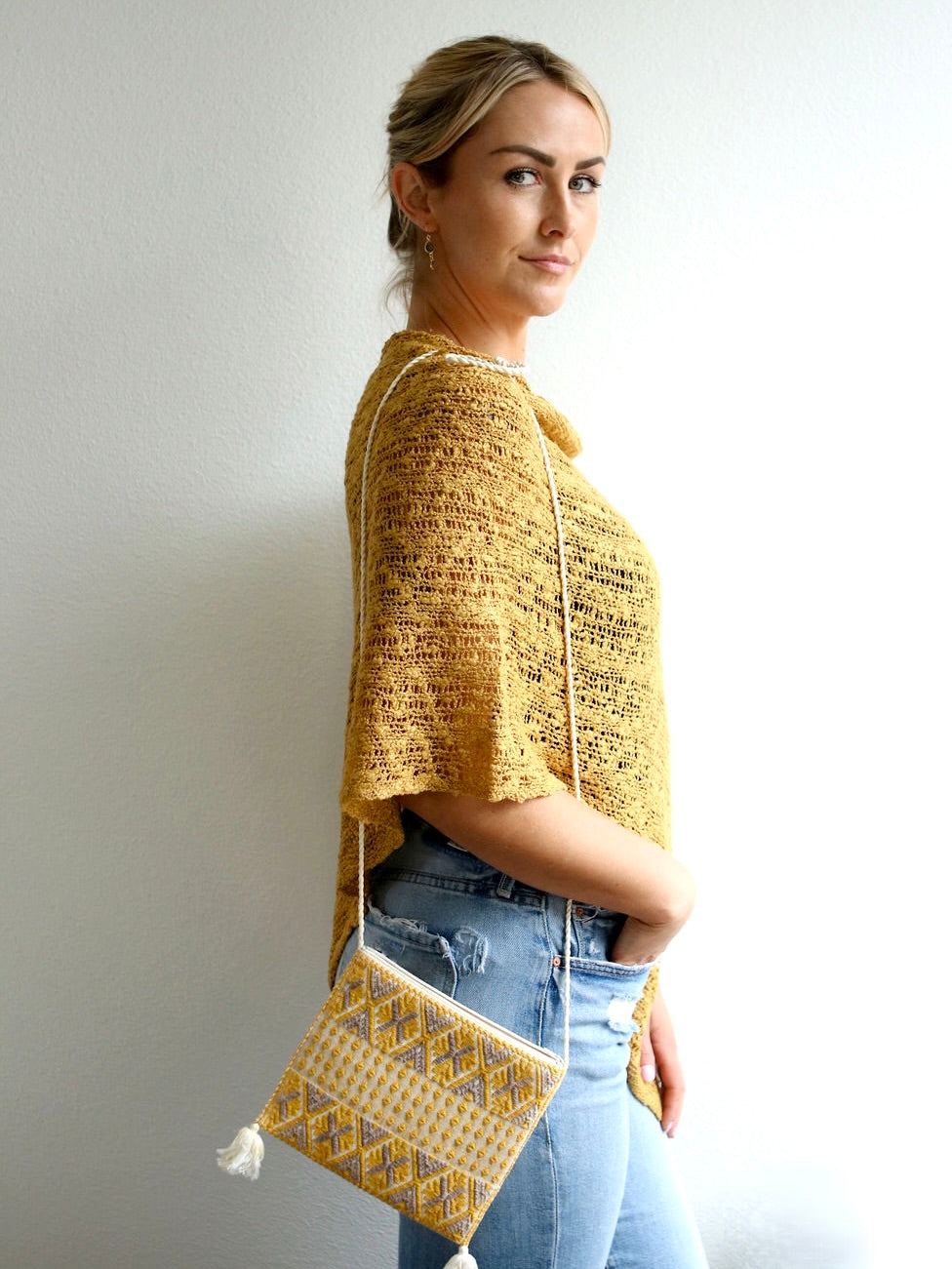 Textured Poncho / Shawl