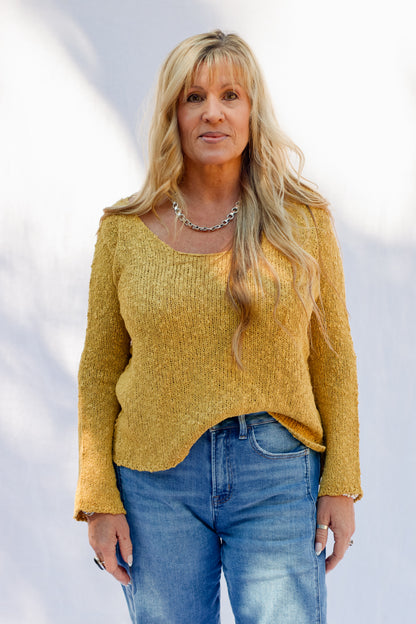 F 24 Bella Scoop Neck
