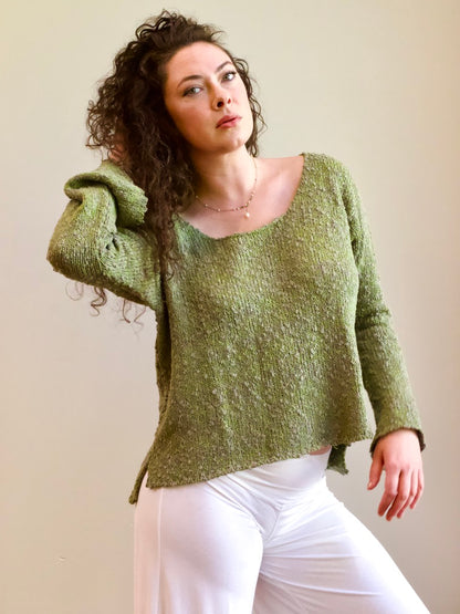 F 24 Bella Scoop Neck