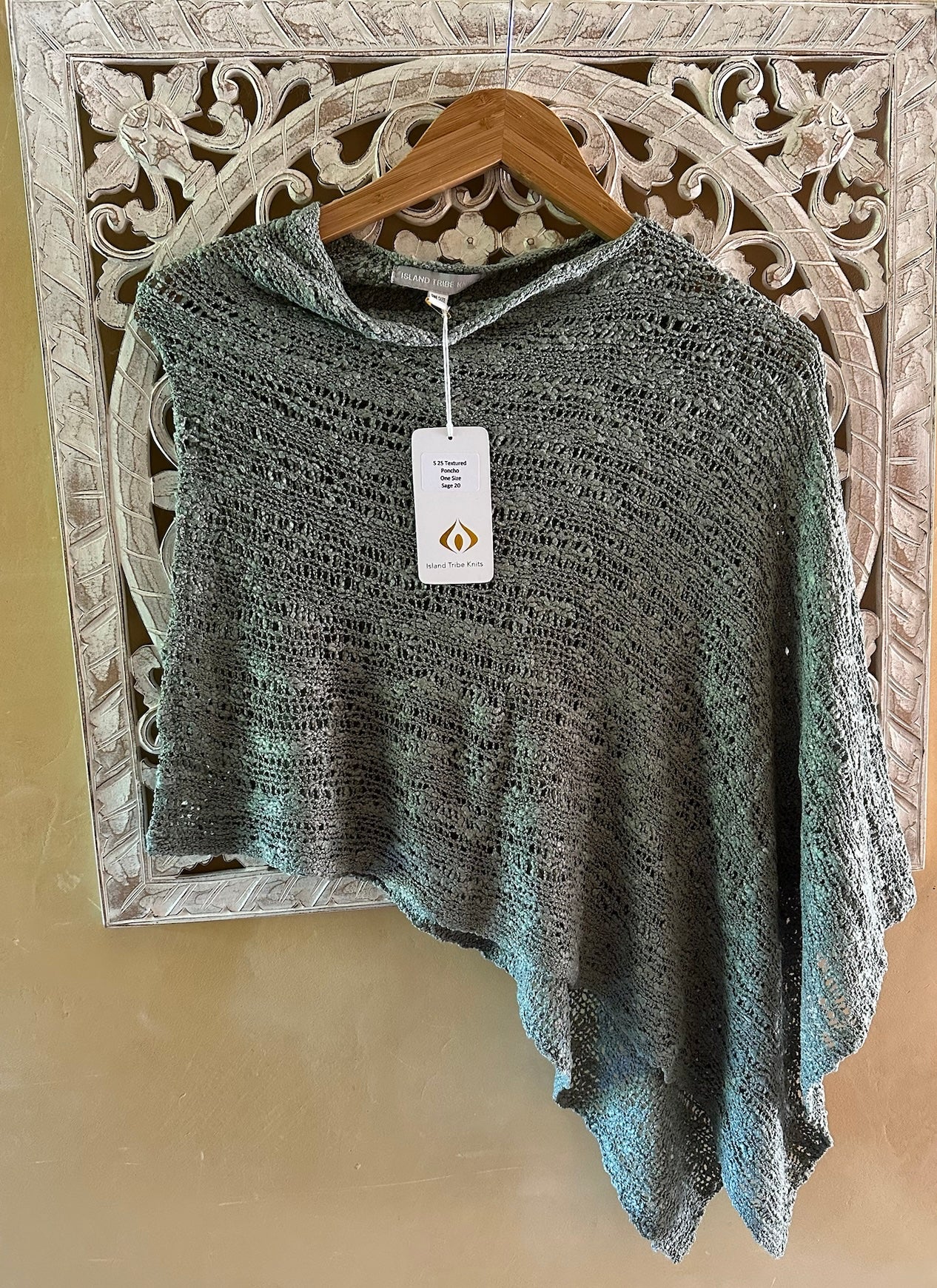 Textured Poncho / Shawl